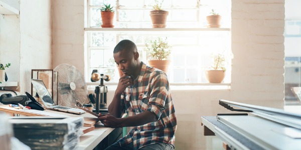 Business Online: Brick and Mortar vs. All Online