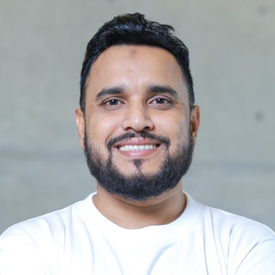 Bangladesh Community Connect: How Bangladesh’s First Millionaire Seller ...