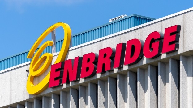 A Pioneer Plugs Into Energy Sector Sustainability-Linked Financing