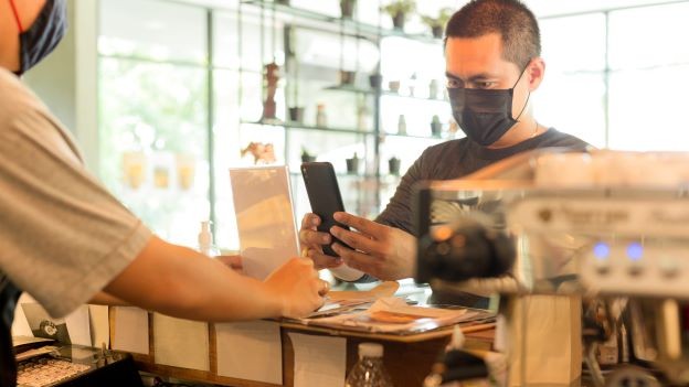 COVID Boosts Contactless Payments, Revealing Retailer Frustrations