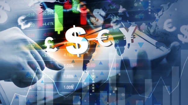 To Hedge or Not to Hedge FX Exposures When Volatility Spikes