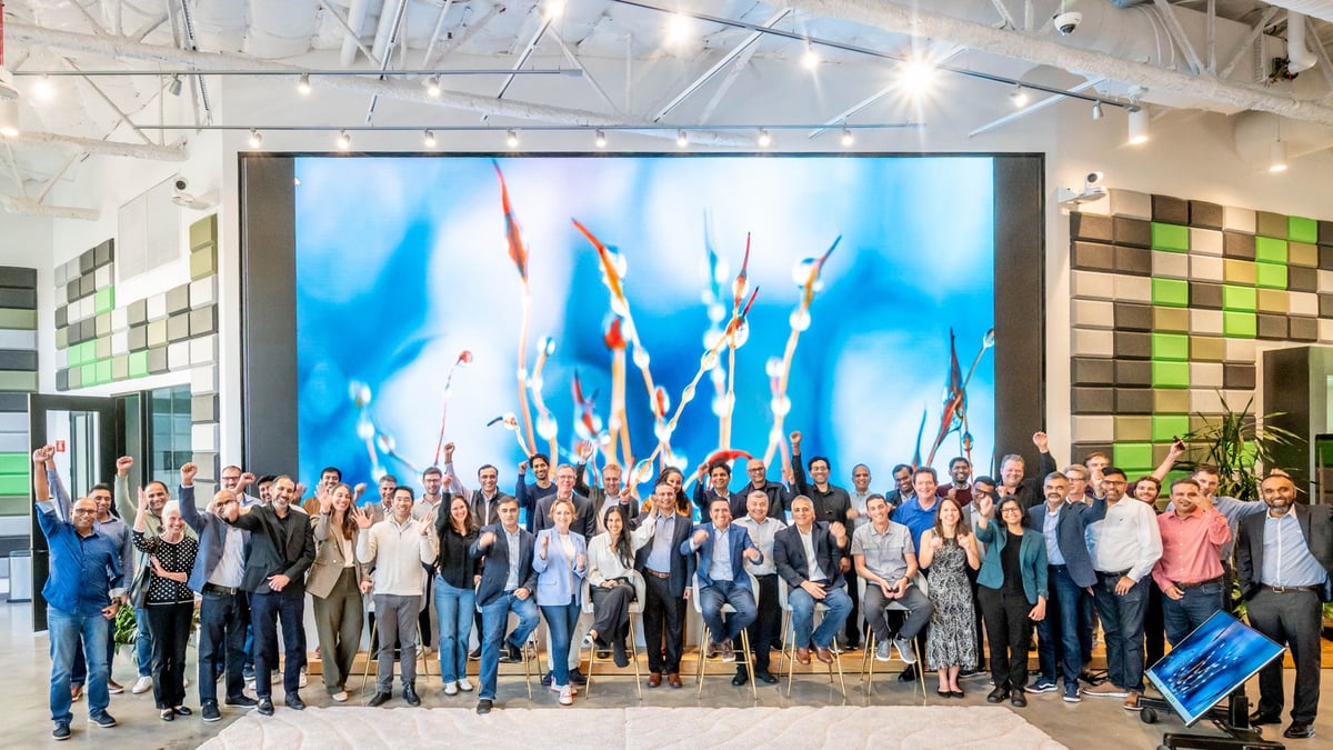 Support to Customer Leadership: The New Mandate for the AI Era
