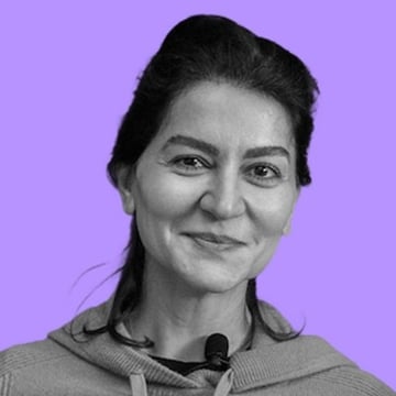 Farnaz   Azmoodeh